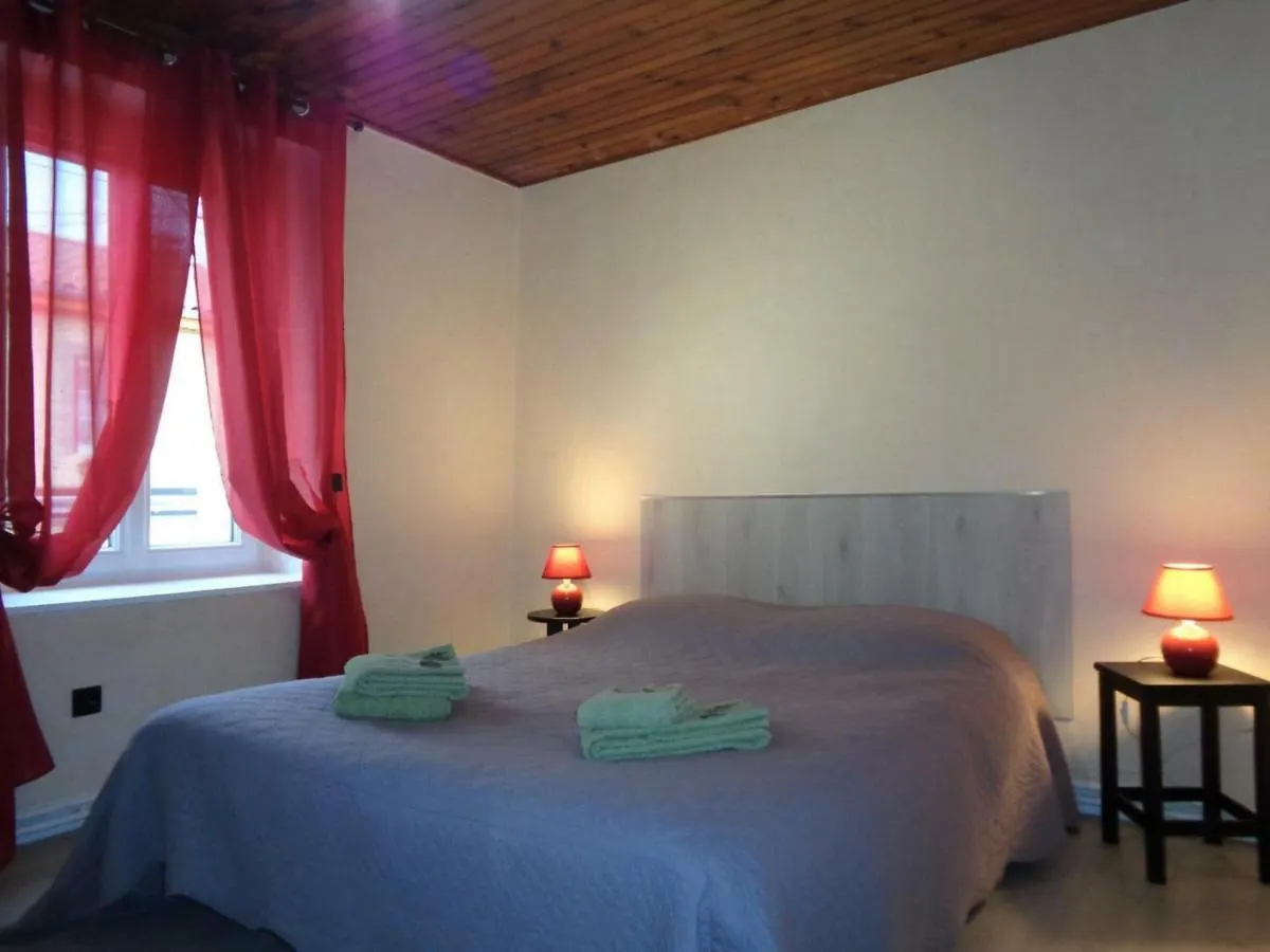Gite 110M²: 3 Ch, Terrasse, Jardin, Animaux Acceptes, Wifi, Charges Incluses, Draps Fournis - Fr-1-496-248 Saint-Jean-la-Vetre 0*,