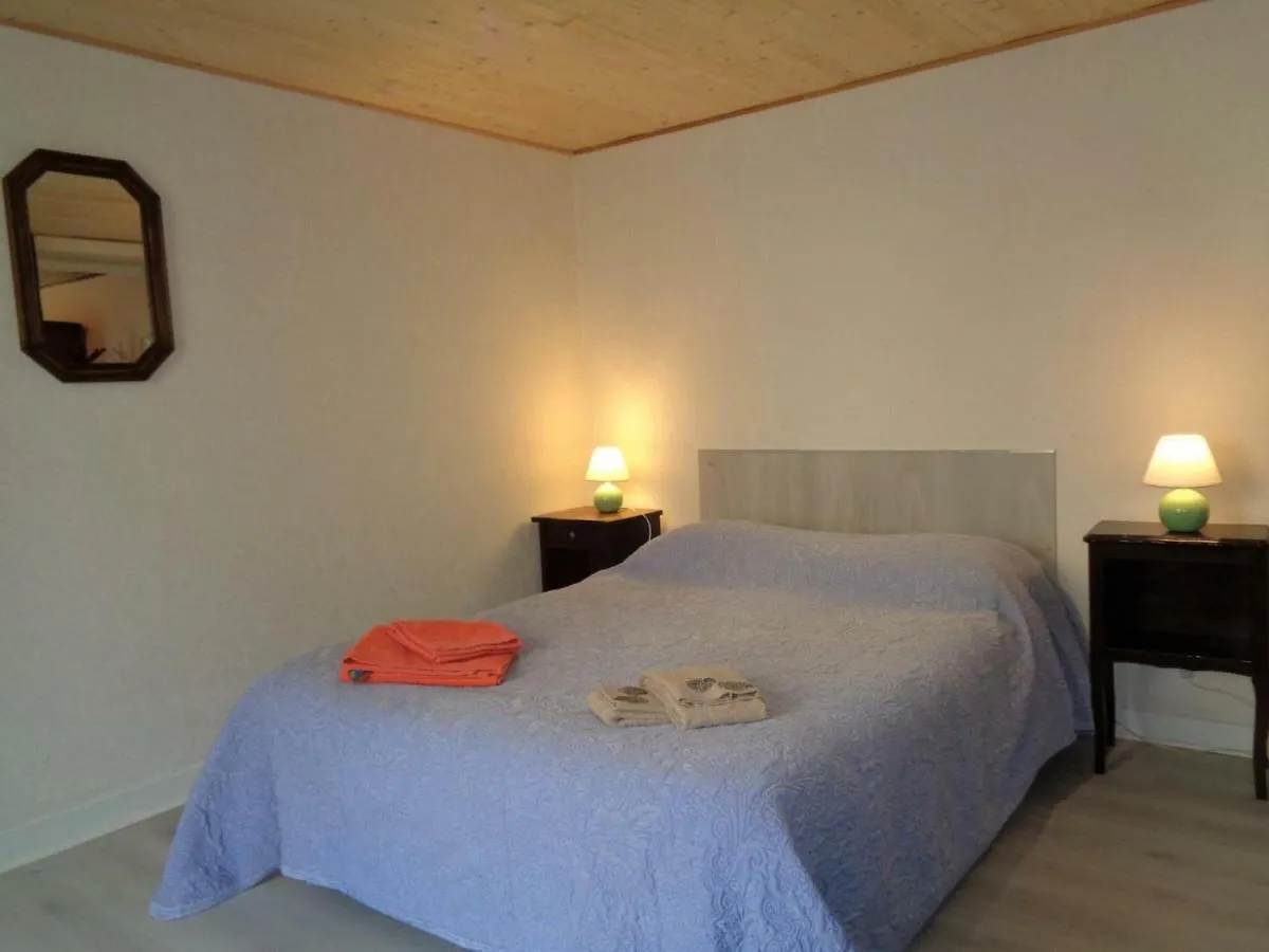 Gite 110M²: 3 Ch, Terrasse, Jardin, Animaux Acceptes, Wifi, Charges Incluses, Draps Fournis - Fr-1-496-248 Saint-Jean-la-Vetre Semesterbostad