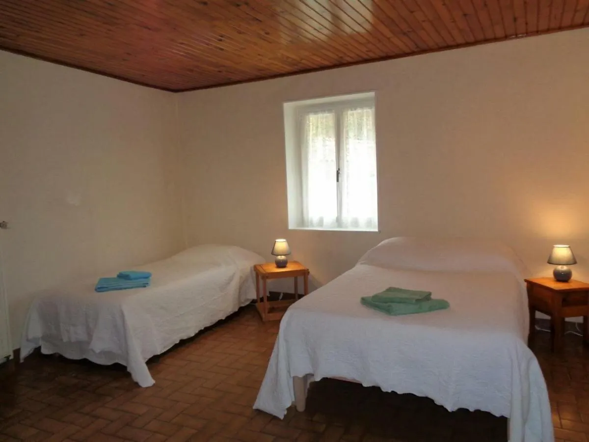 Gite 110M²: 3 Ch, Terrasse, Jardin, Animaux Acceptes, Wifi, Charges Incluses, Draps Fournis - Fr-1-496-248 Saint-Jean-la-Vetre Semesterbostad