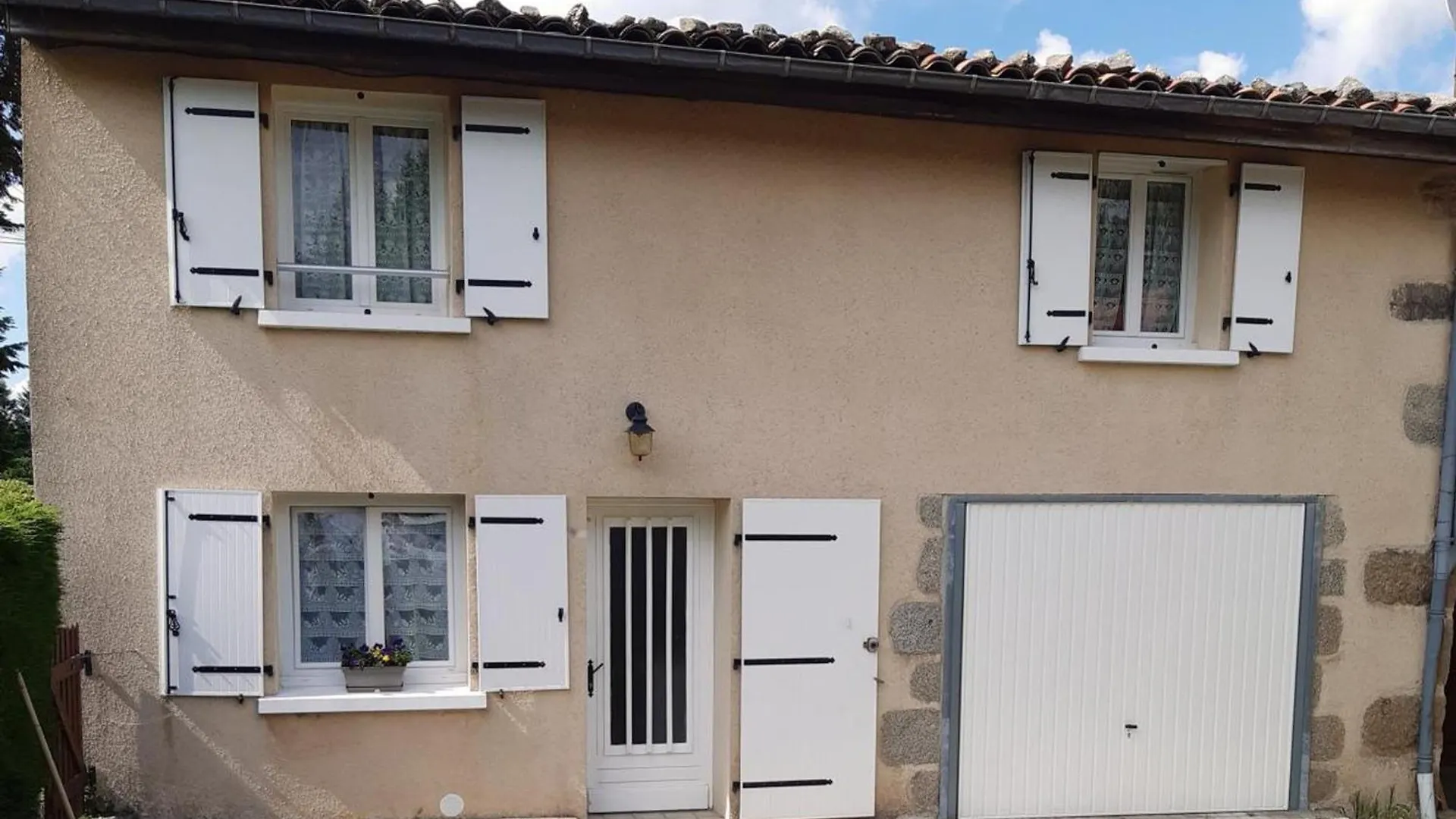 Gite 110M²: 3 Ch, Terrasse, Jardin, Animaux Acceptes, Wifi, Charges Incluses, Draps Fournis - Fr-1-496-248 location