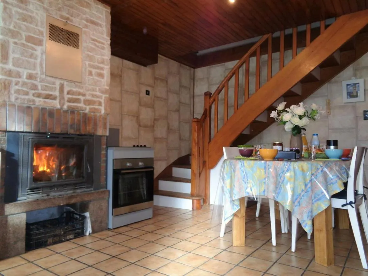 Gite 110M²: 3 Ch, Terrasse, Jardin, Animaux Acceptes, Wifi, Charges Incluses, Draps Fournis - Fr-1-496-248 Saint-Jean-la-Vetre 0*,  France